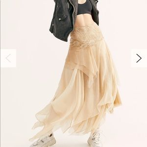 ✨SOLD✨Free People Fairy Chiffon Skirt